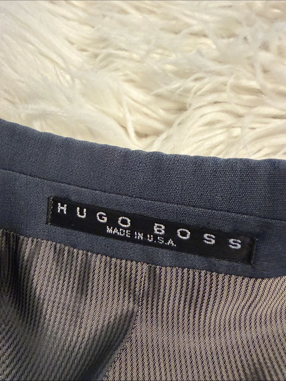 Hugo Boss Men's Slate Gray Two-Button Blazer size 42 length 32” pit to pit 42